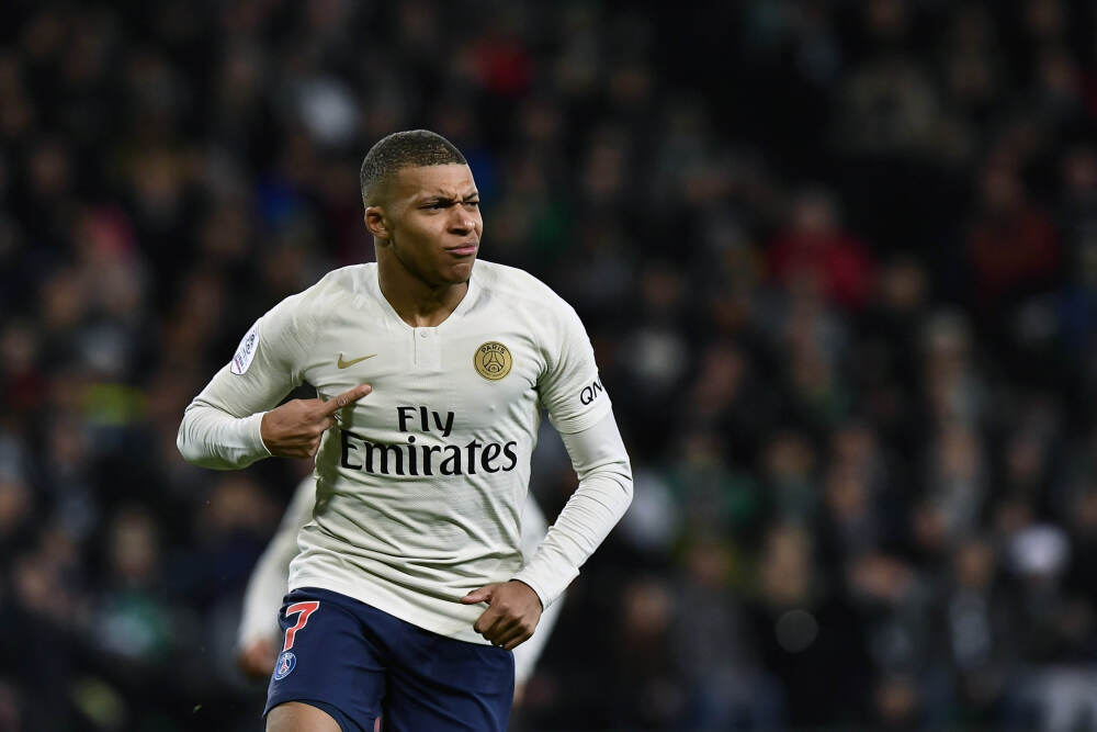 解决无人机“谁能飞、谁在飞”问题，强制性国标出台